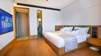 Daisy Hotel - Airport Shuttle
