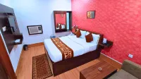 Hotel Vijay Deluxe Hotels in Sultanpur