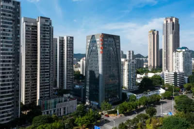 Orange Hotel (East Dike Tourist Wharf, Baisha Bridge Branch) Hotel dekat Liuzhou Sports Center Multiple-use Training Hall