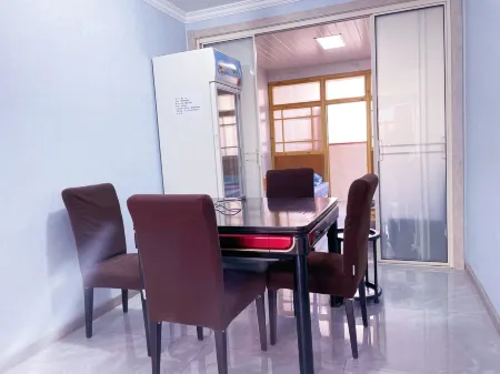 Xingcheng Guanhai Homestay Отели рядом с достопримечательностью «Three Reef Range Rover»