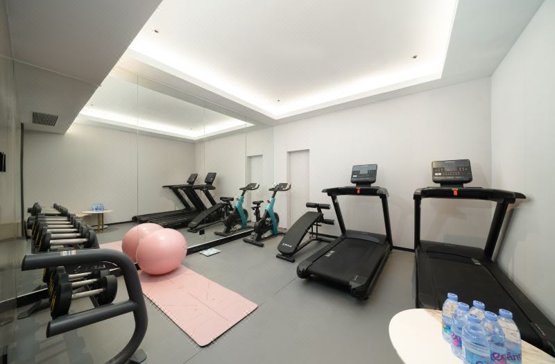 Echic Hotel (Shenzhen Luohu Port Railway Station Branch)