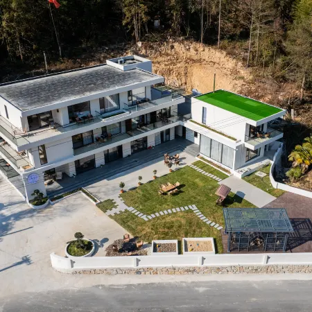 Qingfeng B&B Tianxian Gorge Scenic Area Store