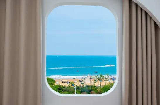 Tinghaiju Seaview Apartment (Qingdao Jinshatan Shop) Hotels near شاطئ غولدن