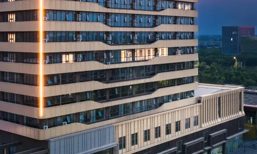 Lanou International Hotel (Funan Nanyang Avenue Outlets)