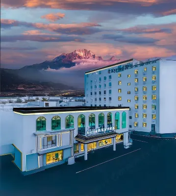 Kyriad. Snow Mountain View Hotel (Lijiang Old Town Watermill) Hotels in Lijiang