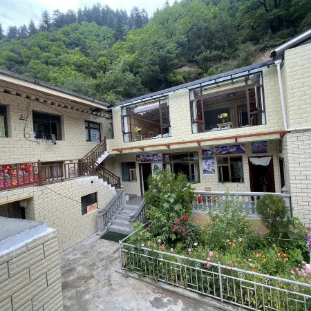 Xueyu Cangjia Homestay