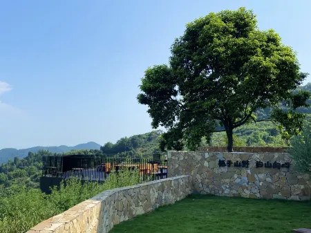 Free and Easy Mountain · Healing and Nourishing Homestay Отели рядом с достопримечательностью «Luoshui Wetland Park»