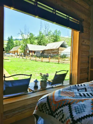 Baihaba Fanjing Mushe Hotels near Kanas Scenic Area Baihaba Tourist Sightseeing Horse Team
