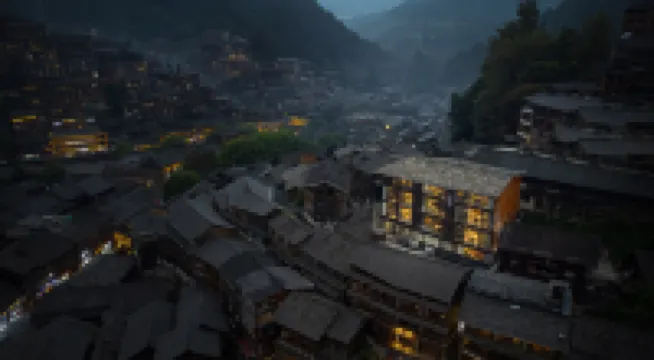 Zhu Jing • Xing Shantang Boutique Stay (Xijiang Qianhu Miao Village Miao Museum)