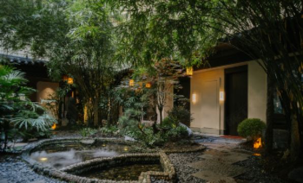 Yiqianlingyiye Courtyard-Style Hotel (Shaoxing Shusheng Guli Cangqiao Old Street)