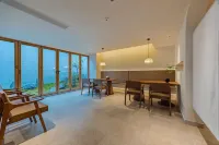 Hongcun Village Tachuan in the Wild · Hot Spring Resort