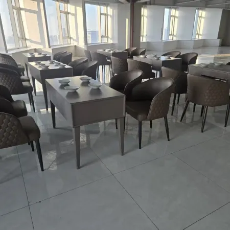 Silk Road Wenlan Hotel (Urumqi Economic Development Wanda Railway Station)