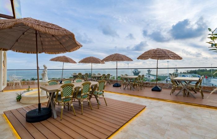 Zhixia · Summer High-End Sea View Holiday Homestay