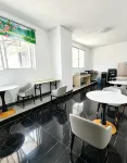 Rongjiang Saint Bailey Smart Hotel (Cun Chao Football Field Riverside Ecological Sports Park) - sarapan