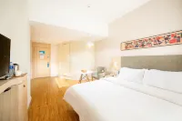 Huating Hotel (Dalian Jiaotong University) - Balcony
