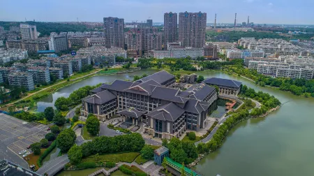 Tongquetai Jinling Grand Hotel