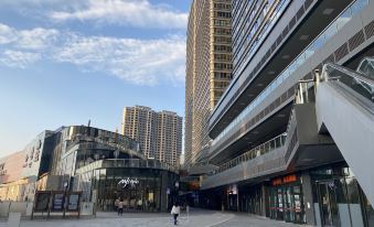 MEHOOD LESTIE Hotel (Qujiang Dayan Pagoda Datang Everbright City Jinhui Square)