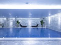 麗枫酒店(高密市政府店) - 室内游泳池