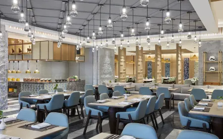 Delta Hotels by Marriott Kunming Отели рядом с достопримечательностью «Kunming University»