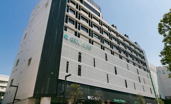 5. 민 카마타..