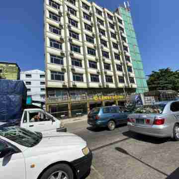 Gemsy Hotel Hotel Exterior