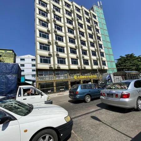 Gemsy Hotel