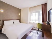 速8酒店(北京交通大学店) - 高级大床房