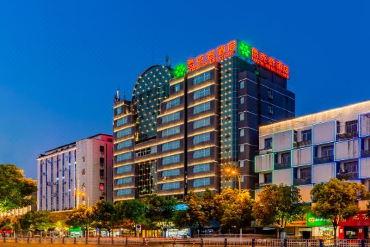 雷克泰酒店(阜阳颍州中路店)