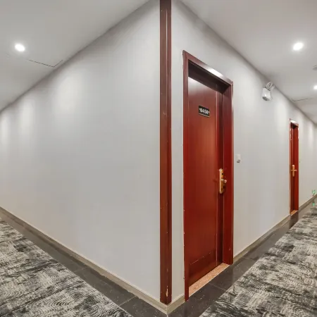 Guangzhou Jiulong Hotel (Guiding Branch)
