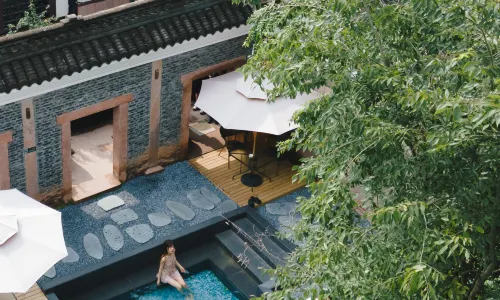 Shisanjian Hotel