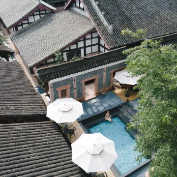 Shisanjian Hotel