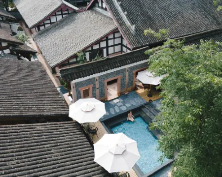 Shisanjian Hotel Hotel di Jintang County