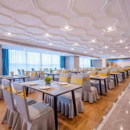 Vienna International Hotel (Hangzhou Xinnongdu Metro Station) Отели рядом с достопримечательностью «Река Фучуньцзян»