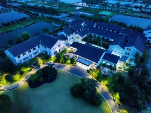 โรงแรมรีสอร์ทหยวีเหย เหอหยวน หลงโหยว