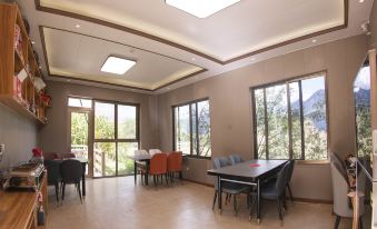 Mountain and cloud boutique inn(Jiaju Village)