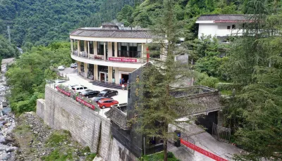 Xiling Shanzhuang Hotel Hotels near Xiling Snow Mountain Ski Resort