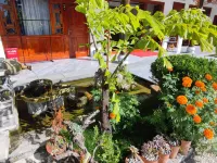 Jinxiayuan Inn Hotels near Xizhou