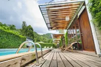 The Stage, Koh Chang - Bintang 2