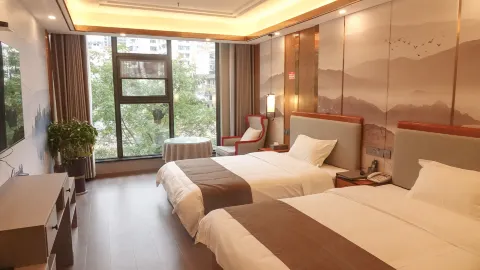 옌팅 량장 임프레션 호텔 in 옌팅