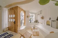 Kaili Xiaolu Homestay (Chengnan Passenger Transport Terminal)