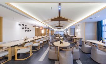 JIANGUO HIDDEN Hotel(Shenzhen International Convention&Exhibition Center Hotel)