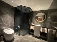 Jingsha Four Seasons Changchun Hotel (Yiwu International Trade City District 1)
