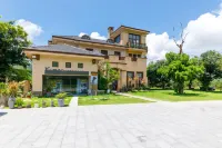 Dorie Garden Holiday Villa
