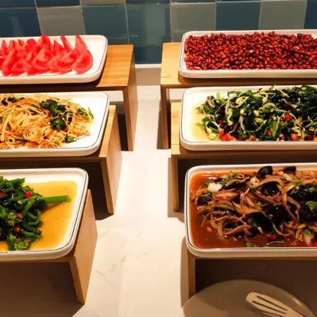 Homeinn · neo (Longnan Lantian Lianhu Square) Отели в г. Луннань