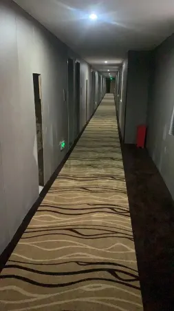 Crown Business Express Hotel Отели рядом с достопримечательностью «Chenjiagou Tai Chi Cultural Tourism Area»