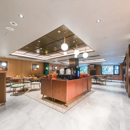 Orange Hotel (Jining Wanda Plaza People's Hospital Branch)