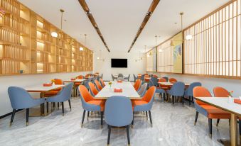Comfortzone Hotel (Dongguan Nancheng Xiping subway station)