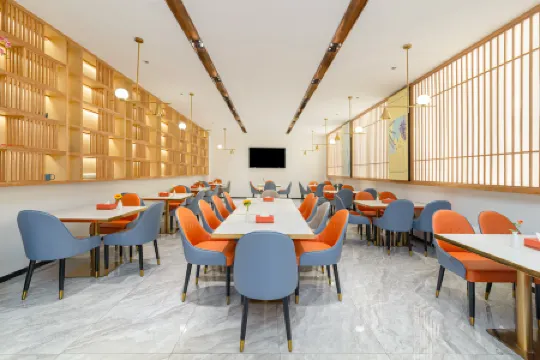 Comfortzone Hotel （Dongguan Nancheng Xiping subway station）