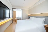 JI Hotel (Jiaxing Gaotie South Railway Station Yuli Plaza) - 3-Star