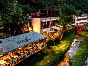 Lotus‘s Secret Hotel (Beijing Yanqi Lake)